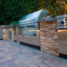 Outdoor Kitchen
