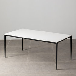 Minimalist Table &ndash; Innovation S - White / Black - Dining Tables