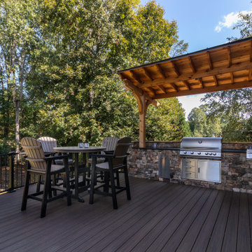 Outdoor Kitchen, Deck & Porch