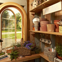GARDEN SHED