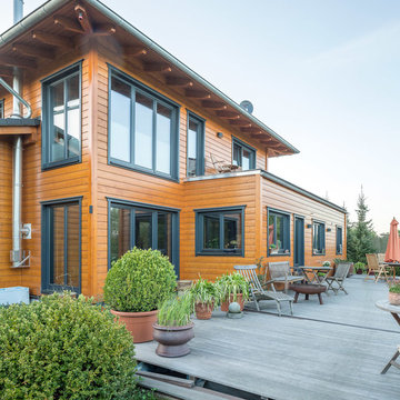 Treetop - Luxury timber house with generous space for two