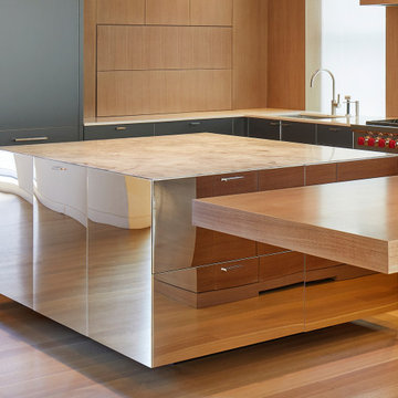 2020 Pinnacle Award - SoHo Townhouse
