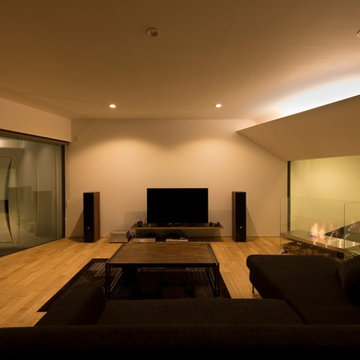 Triangular House by a.a.d.