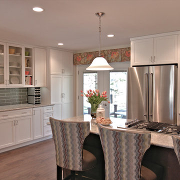 Elgin Transitional Open Concept Kitchen