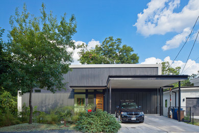 Inspiration for a modern exterior home remodel in Austin