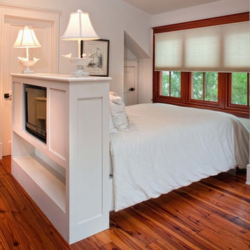 Guest Bedroom above Garage