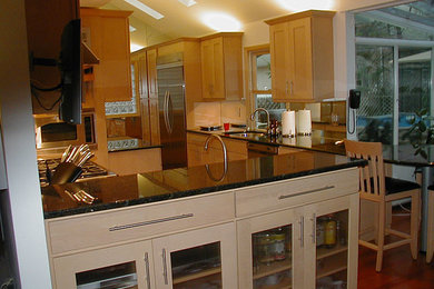 Kitchen - kitchen idea in New York