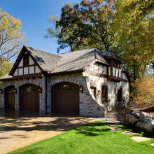 Cross-Nelson: Garage