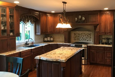 Traditional Style - Stained Kitchen, White Pained Bath -  Country Lane