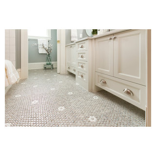 Historical St. Paul Renovation - Traditional - Minneapolis - by