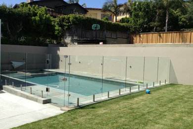 Inspiration for a contemporary pool in Los Angeles.