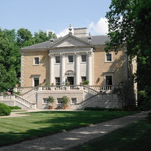 Exterior / front