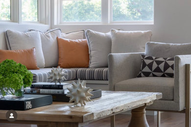 Living room photo in San Francisco