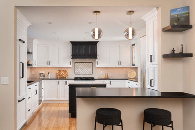 Example of a transitional kitchen design in Minneapolis