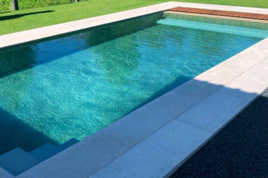 Moderner Pool in Stuttgart