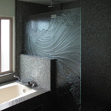 DeCourcy Bathroom