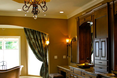 Example of a large mountain style bathroom design in Cincinnati
