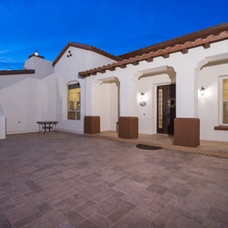 Excelsior Court Custom - Products