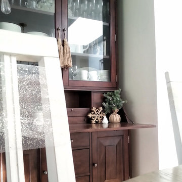 Dining Room - Winter Holiday Decor