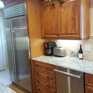 Two tone Family Kitchen