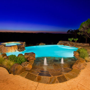 Hill Country Vanishing Edge/ Infinity Pool