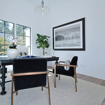 FARMHOUSE IN ENCINO