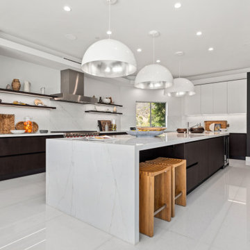 2727 Cardwell