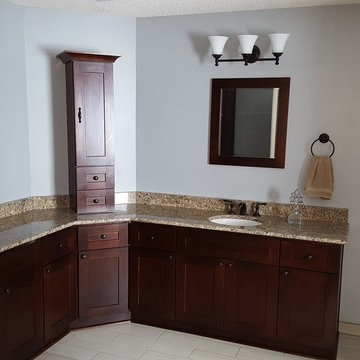 Maple Cabinetry & Granite