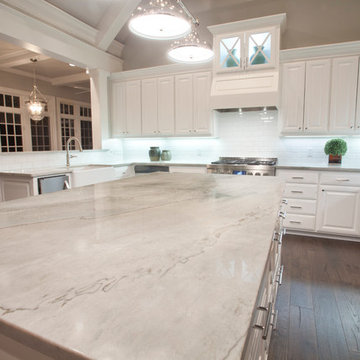 Stunning Sea Pearl Kitchen