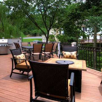 Deck with Arches & Accent-Panel Railing
