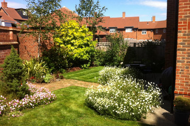 This is an example of a garden in Hertfordshire.