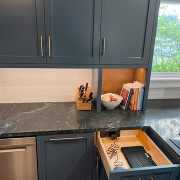 Kitchen In-Drawer Charging Outlets