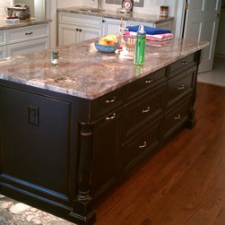 Nabors - Kitchen Cabinetry