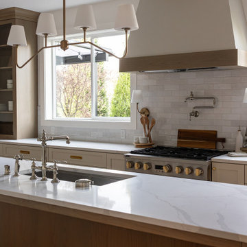 Timeless Chic: Elegant Neutral Kitchen