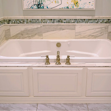 Luxurious Spa-Like Master Bath (B-113)