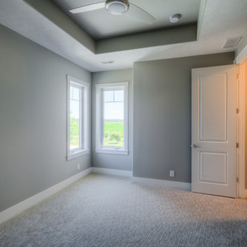 1.5-story custom Brandenburg - modern finishes