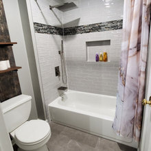 Upstairs Bath 1