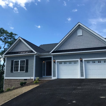 385 Thornblade Way