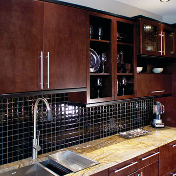Contemporary/Transitional Kitchen in Cherry, Bordeaux and Stainless Steel