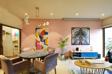 Design ideas for a modern family room in Delhi.