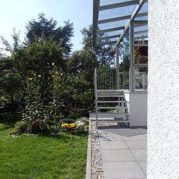 Aufgang zu Wintergarten - Übergang zu Garten