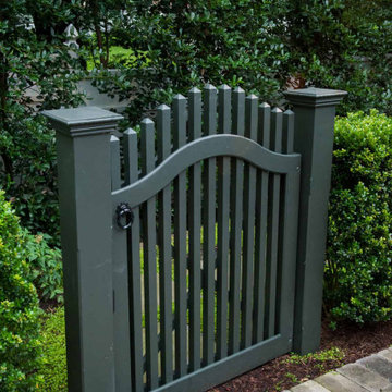 Gated Metropolitan Seclusion
