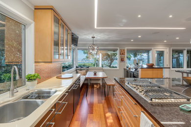 Example of a kitchen design in Denver
