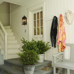 Удачное сочетание для дизайна помещения: прихожая в классическом стиле с полом из сланца - самое интересное для вас