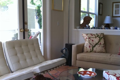 Living room - contemporary living room idea in San Diego