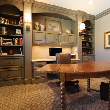 Custom Office ~ Gray Cabinets