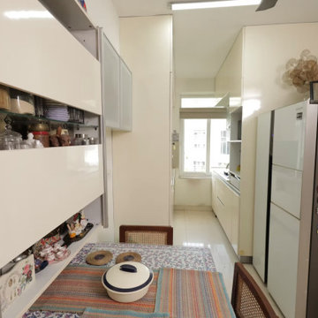 Modular Kitchen with Hettich Pantry, Crockery Unit | High Gloss PU Finish| Kasba