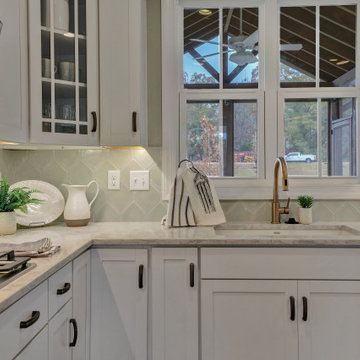 Waverly II - Kitchen