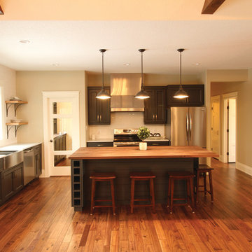 Sprawling Bungalow in The Ranch