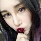 Mirrow Zhang's photo